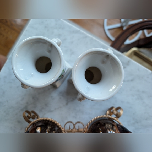 Vintage, Set of 2, Ceramic Floral Pedestal Vase w/ handles, Painted Roses - Picture 7 of 7